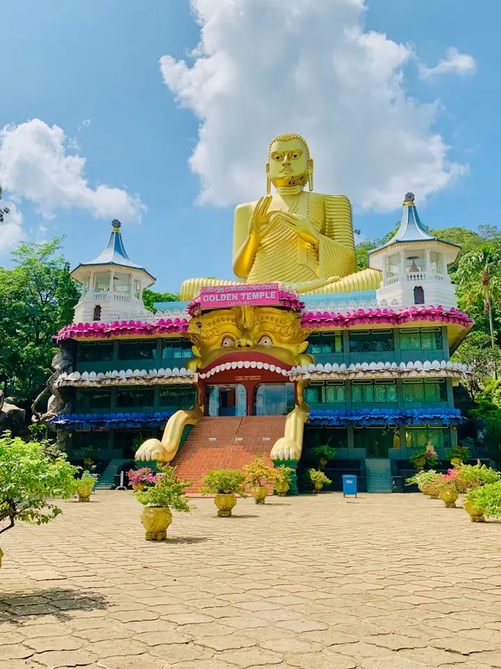 Sacred Sri Lanka Pilgrimage tour in Sri Lanka