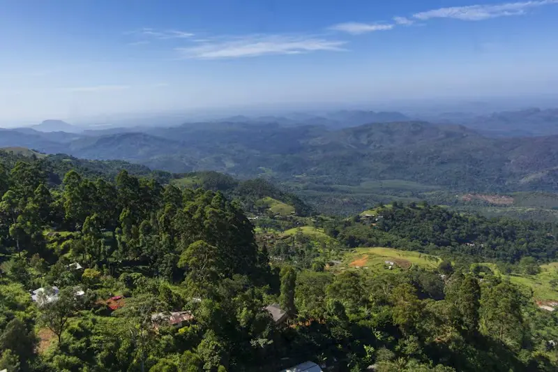 Horton Plains & Knuckles Trek tour in Sri Lanka